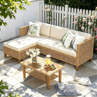 PHI VILLA Salon de Jardin 3 Pièces en Rotin — Méridienne, Canapé 2 Places & Table Basse — 4 Personnes — Beige